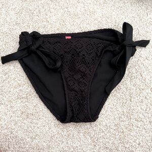 Victoria's Secret Black Crochet Lace Tie-Side Bikini Size SP